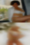 Female swinger